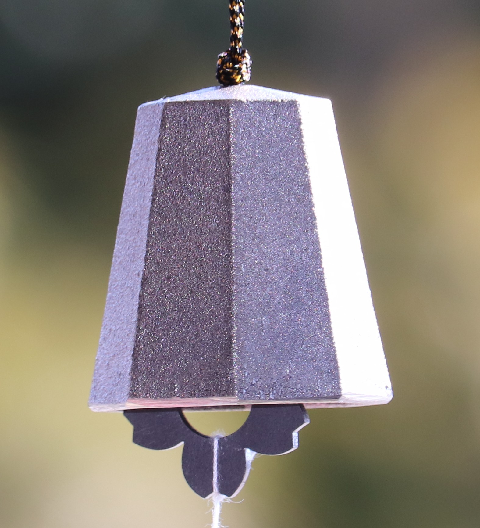 風鈴 八角 砂鉄製（高岡鉄器）